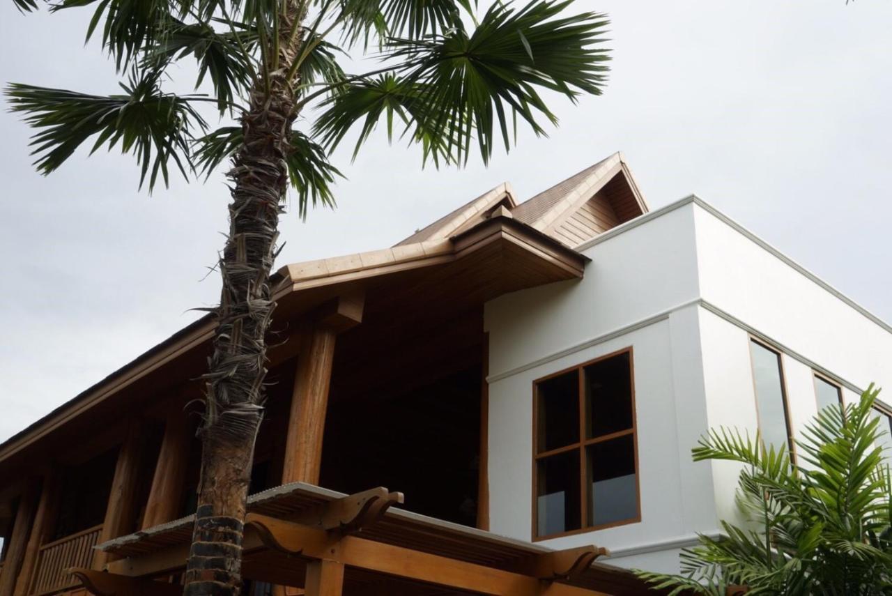 Vanasin Residence Так Екстериор снимка