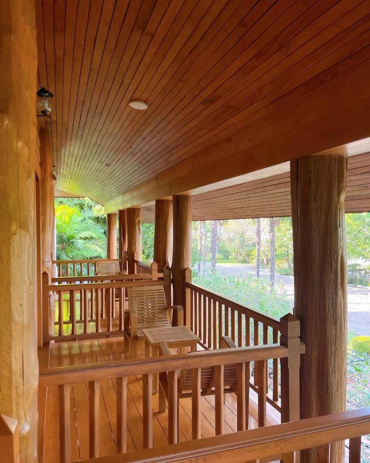 Vanasin Residence Так Екстериор снимка