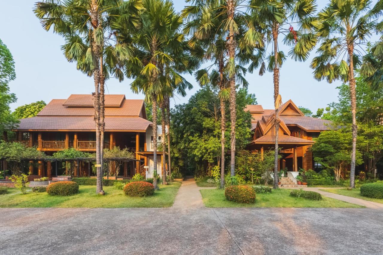 Vanasin Residence Так Екстериор снимка