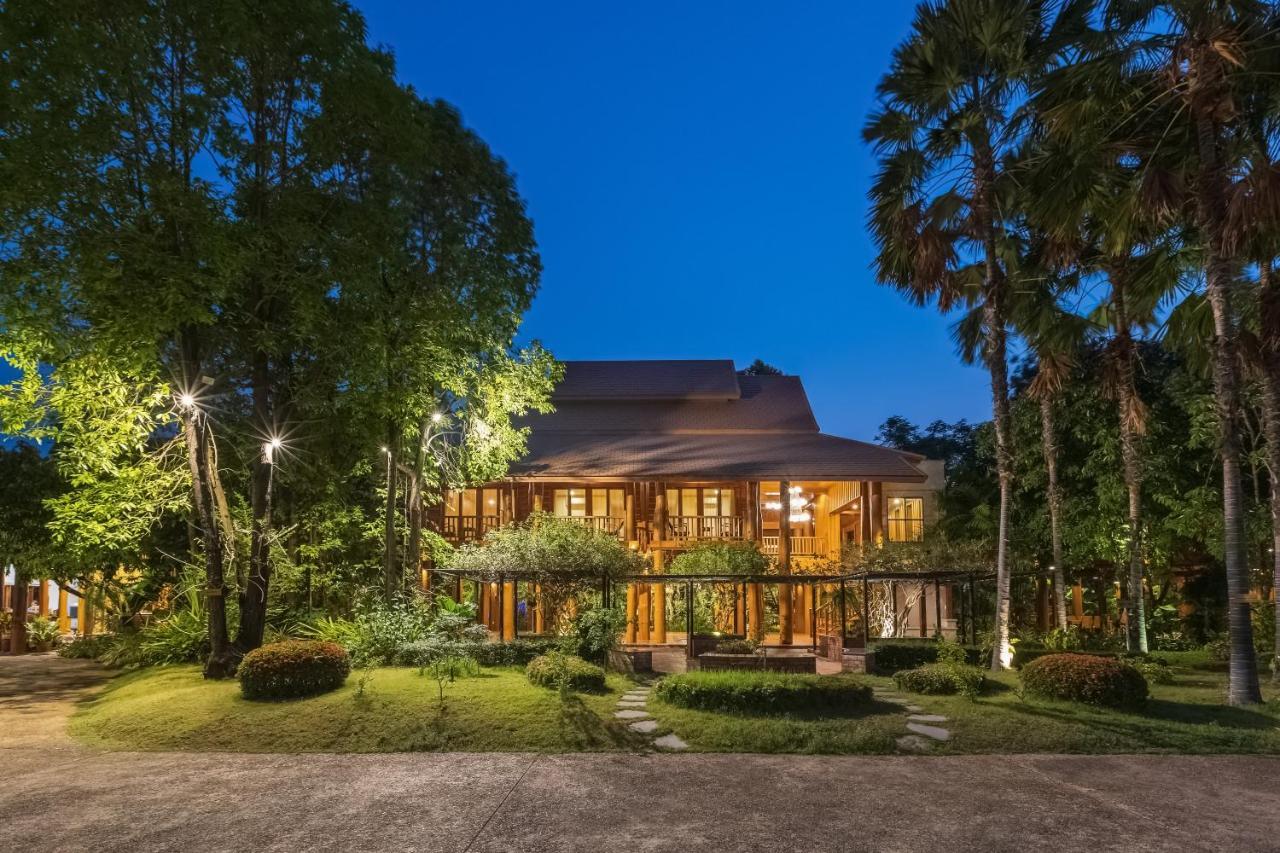 Vanasin Residence Так Екстериор снимка