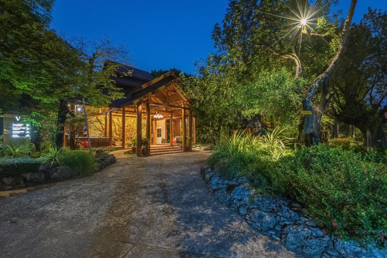 Vanasin Residence Так Екстериор снимка