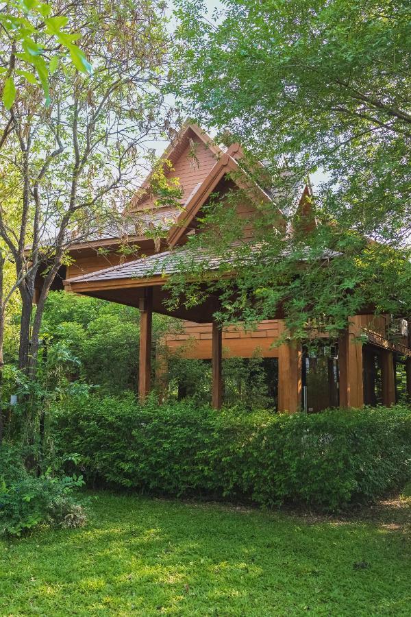 Vanasin Residence Так Екстериор снимка